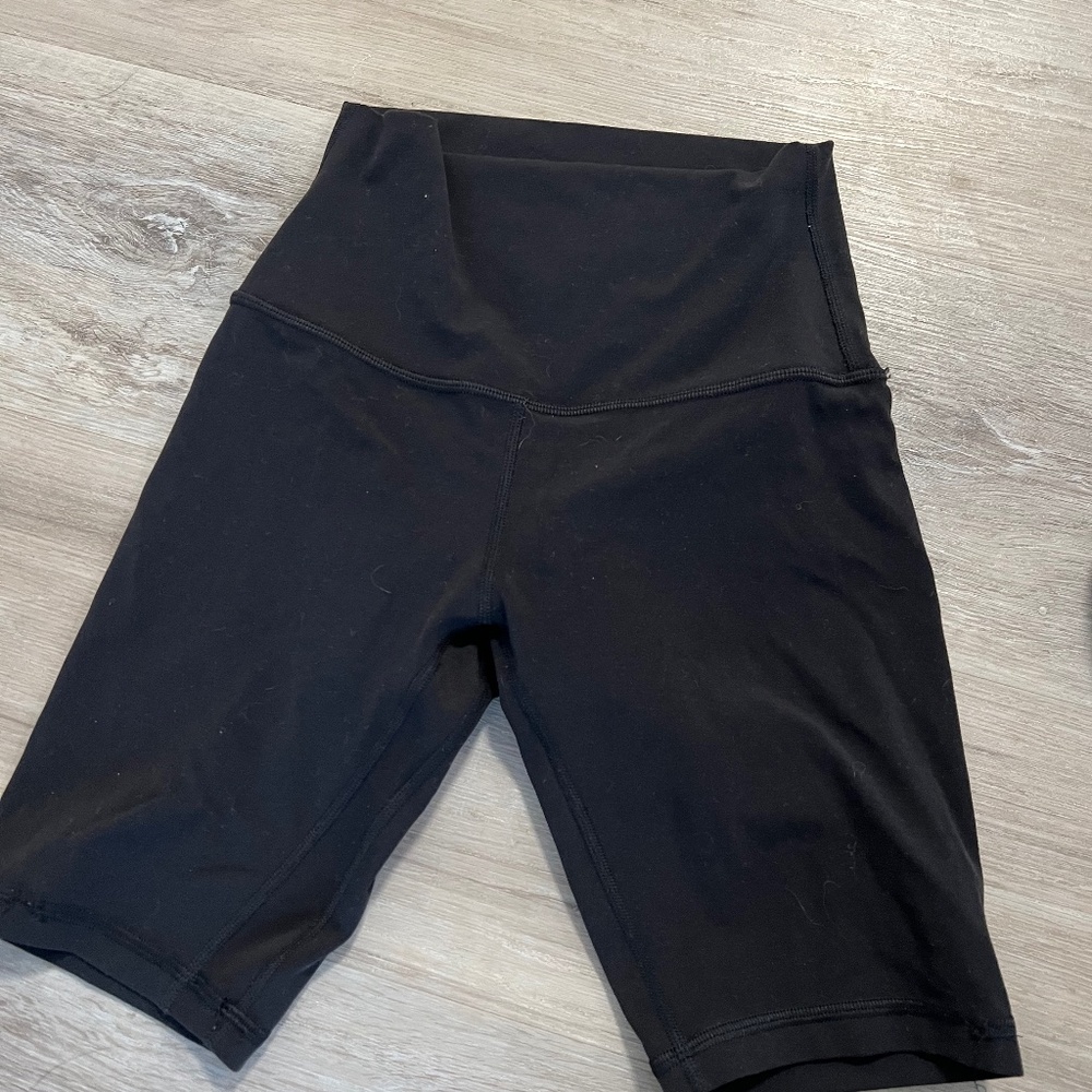 Lululemon bike shorts